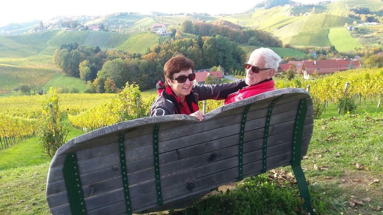 Anna'S Home - Ferienwohnungen Ratsch an der Weinstraße Exteriör bild