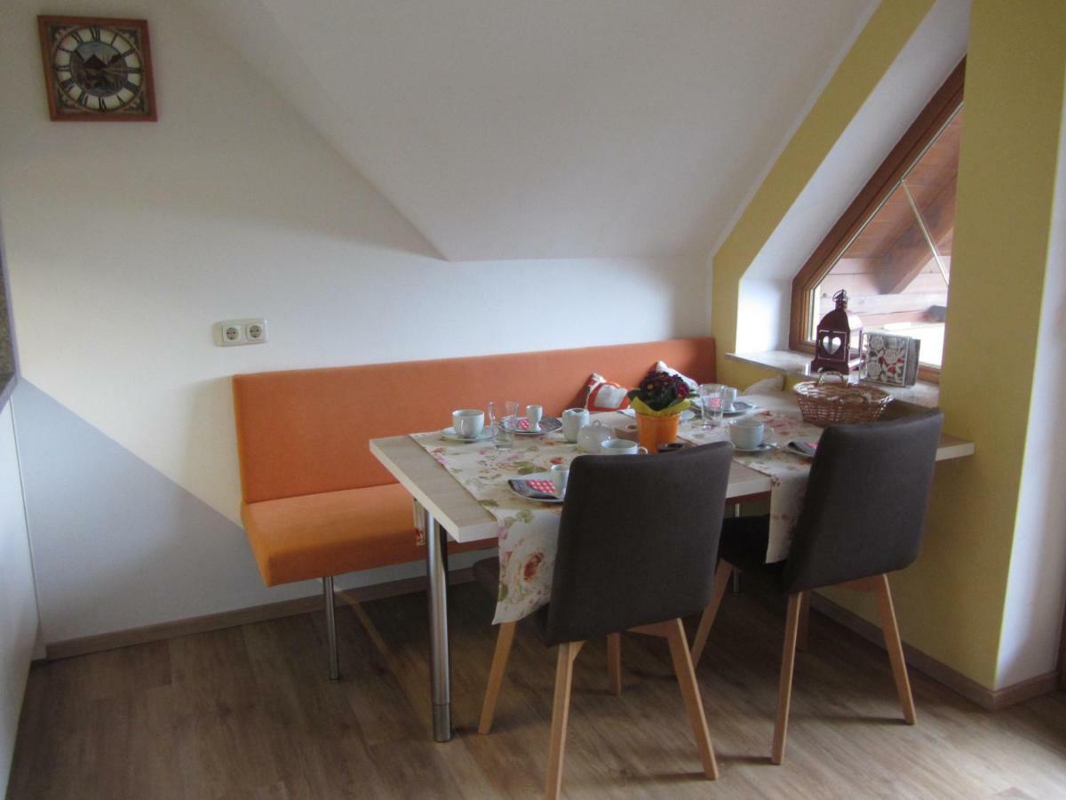 Anna'S Home - Ferienwohnungen Ratsch an der Weinstraße Exteriör bild